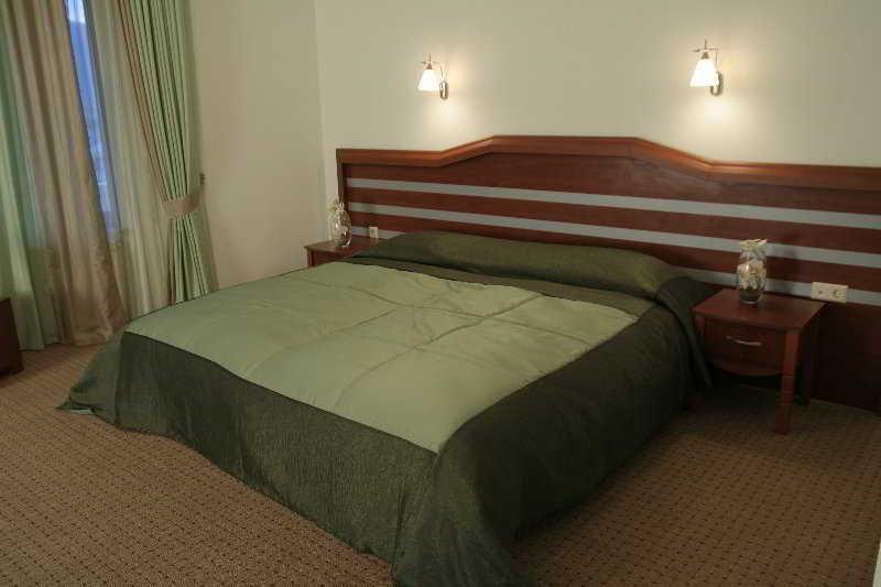 Hotel Vedzisi Тбилиси Экстерьер фото